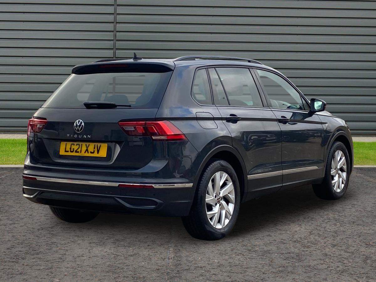 Used Volkswagen Tiguan 2021 for sale - 77077677: Photo 3