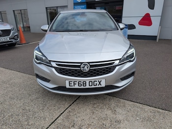 Used Vauxhall Astra 2018 for sale - 75771597: Photo