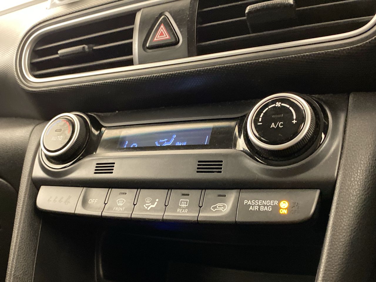 Used Hyundai KONA 2018 for sale - 76461502: Photo 20