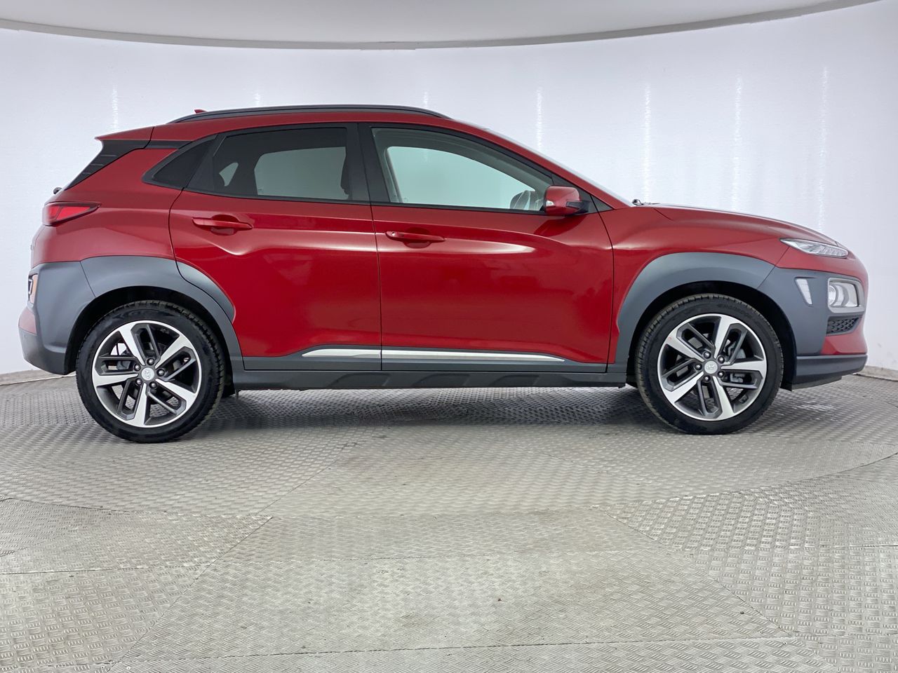 Used Hyundai KONA 2018 for sale - 76461502: Photo 8