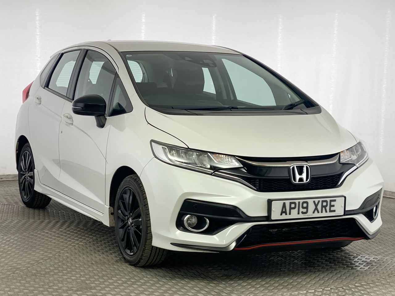 Used Honda Jazz 2019 for sale - 76461428: Photo 1