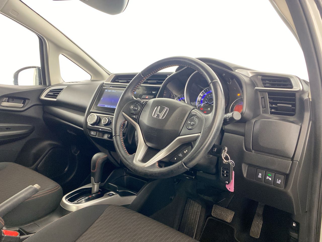 Used Honda Jazz 2019 for sale - 76461428: Photo 24