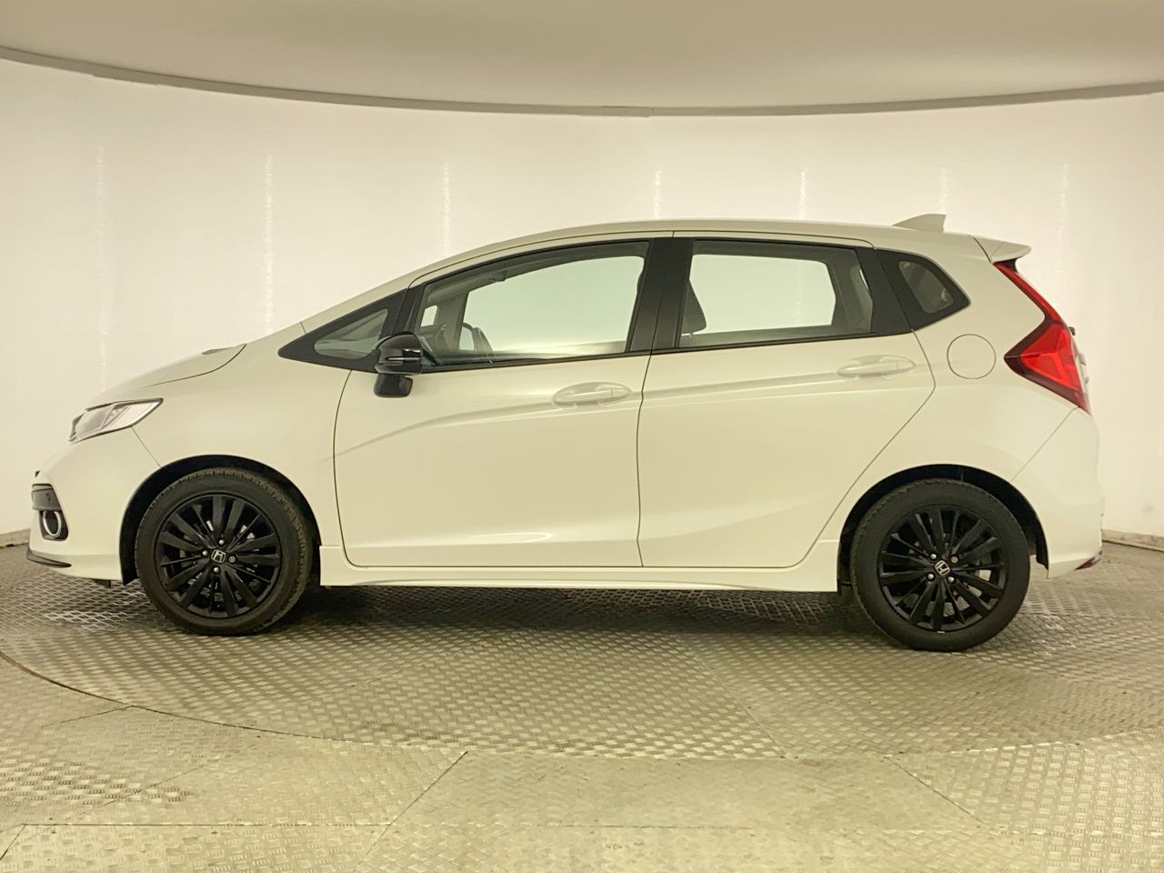 Used Honda Jazz 2019 for sale - 76461428: Photo 4