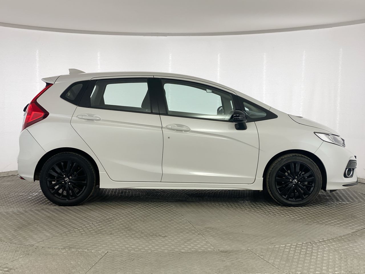 Used Honda Jazz 2019 for sale - 76461428: Photo 8