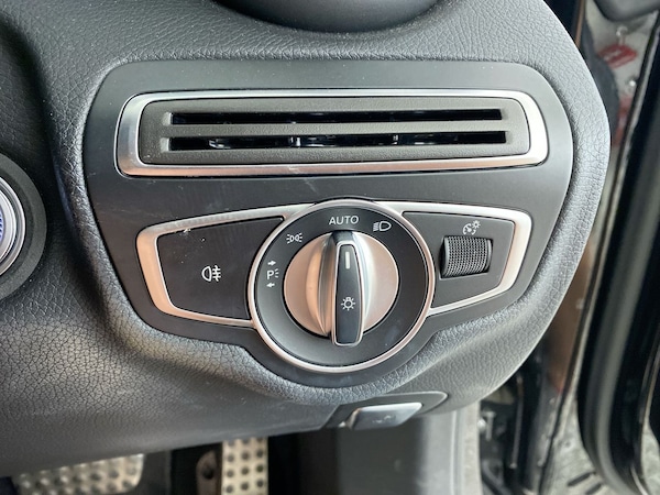 Used Mercedes-Benz C-Class 2020 for sale - 76208822: Photo 32