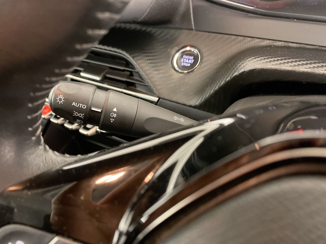 Used Peugeot 208 2022 for sale - 75783983: Photo 25