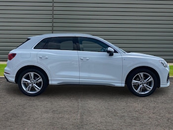 Used Audi Q3 2018 for sale - 78920339: Photo