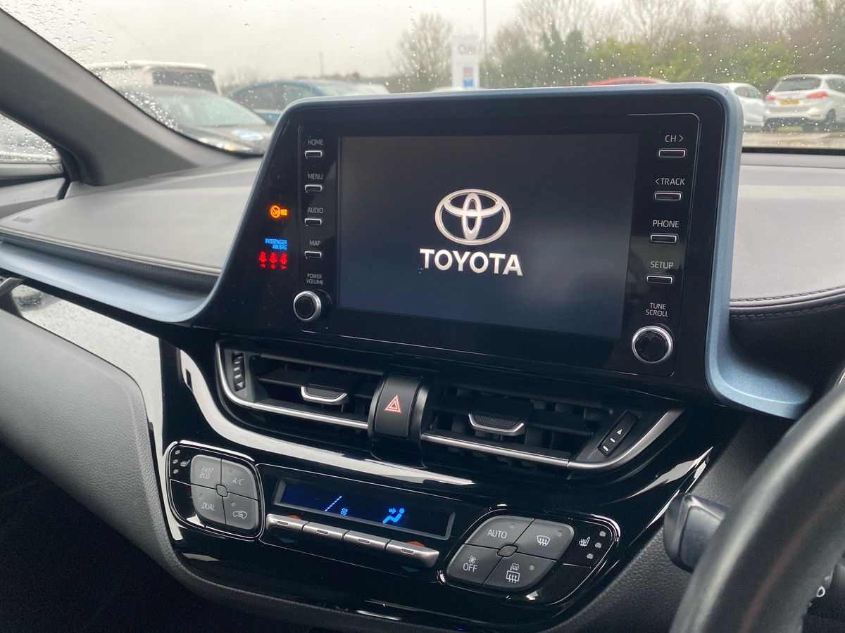 Used Toyota C-HR 2022 for sale - 77034174: Photo 16