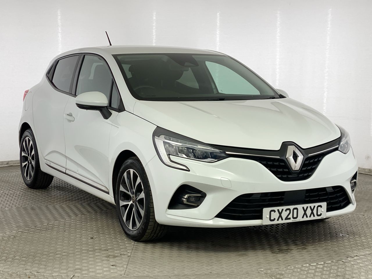 Used Renault Clio 2020 for sale - 76461504: Photo 1