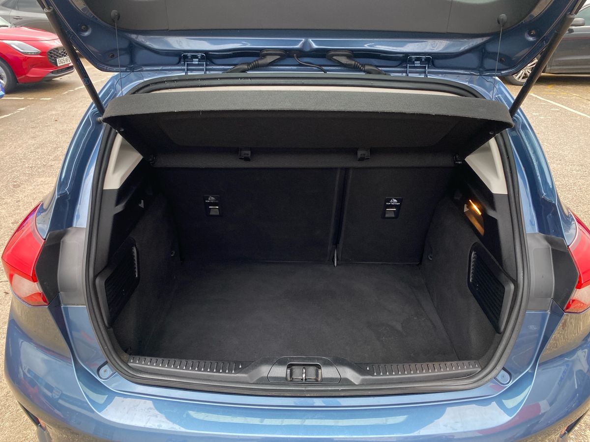 Used Ford Focus 2021 for sale - 76853665: Photo 22