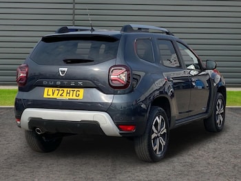 Used Dacia Duster 2022 for sale - 77946811: Photo