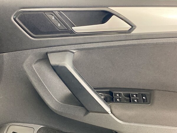 Used Volkswagen Tiguan 2017 for sale - 76112438: Photo 13