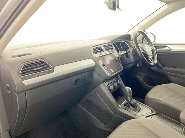 Used Volkswagen Tiguan 2017 for sale - 76112438: Photo 25
