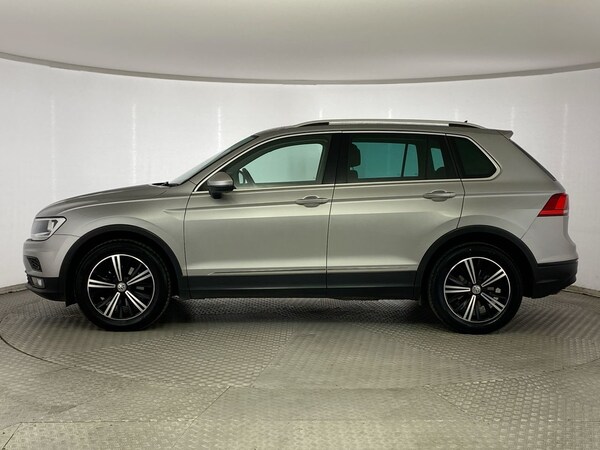 Used Volkswagen Tiguan 2017 for sale - 76112438: Photo 4