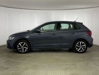 Used Volkswagen Polo 2023 for sale - 75391986: Photo