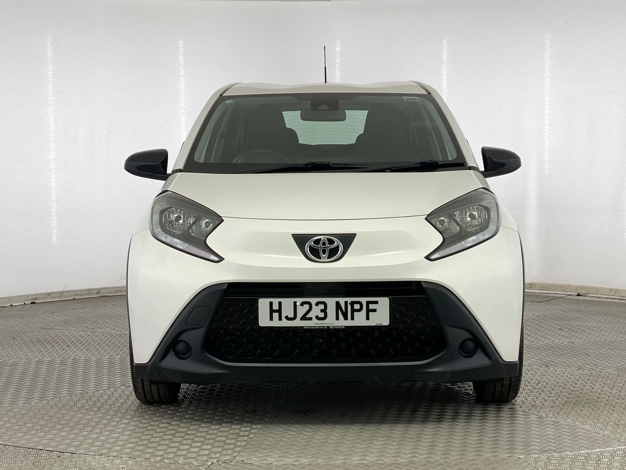 Used Toyota Aygo X 2023 for sale - 76461479: Photo 2