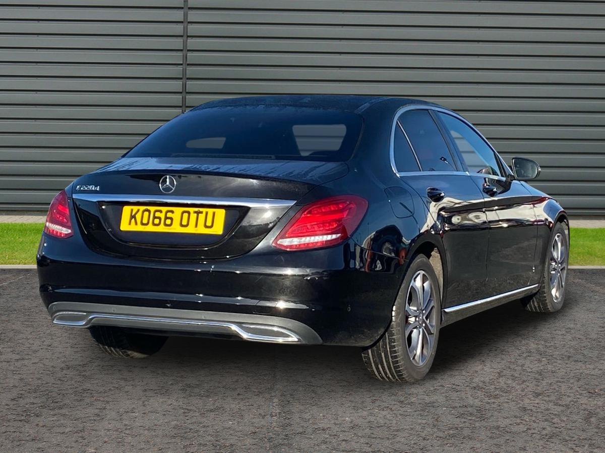 Used Mercedes-Benz C Class 2017 for sale - 76461412: Photo 3