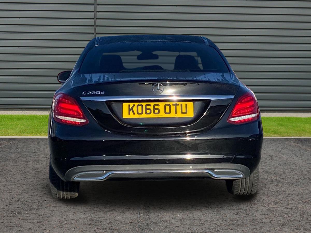 Used Mercedes-Benz C Class 2017 for sale - 76461412: Photo 4