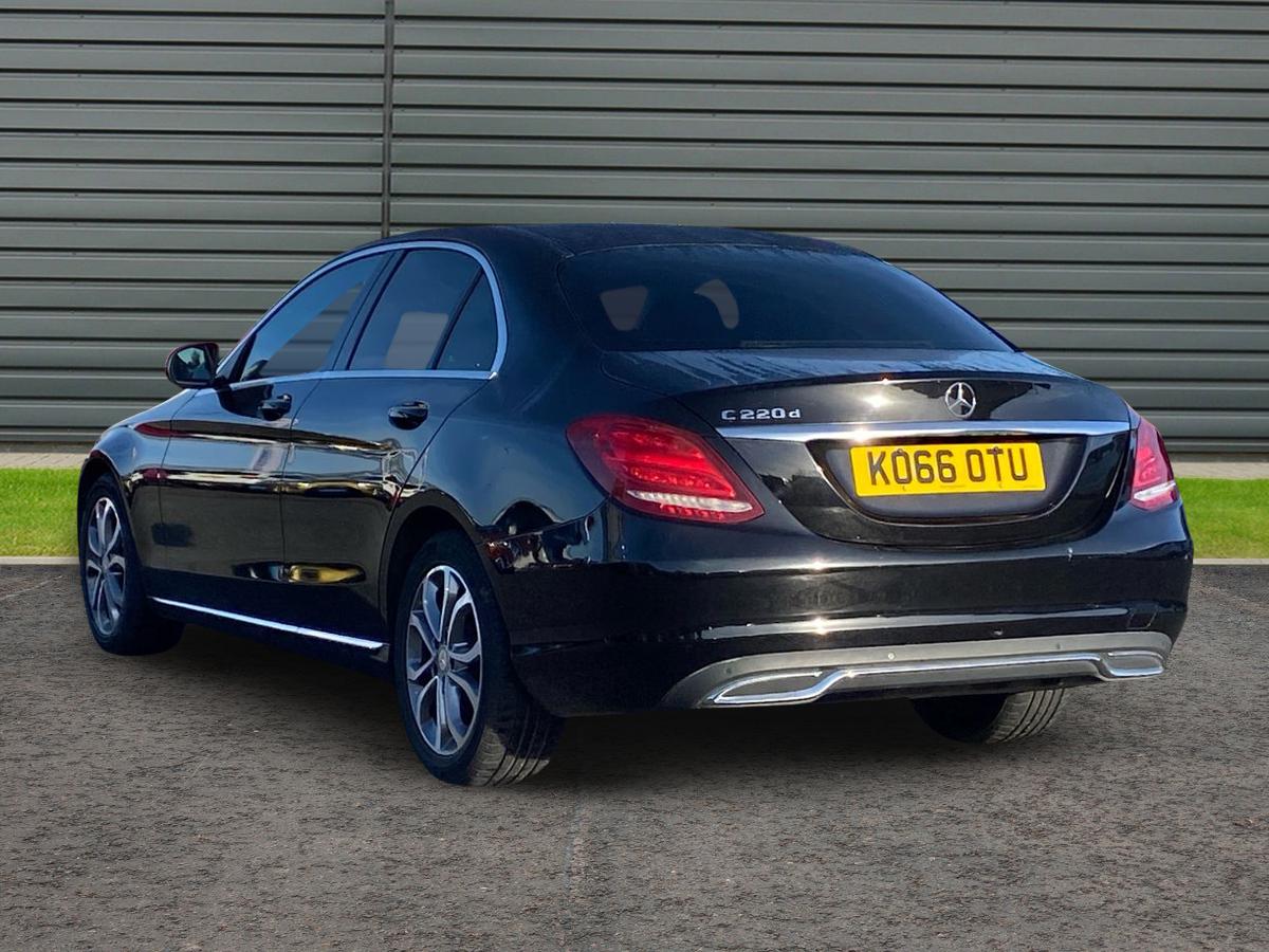 Used Mercedes-Benz C Class 2017 for sale - 76461412: Photo 5