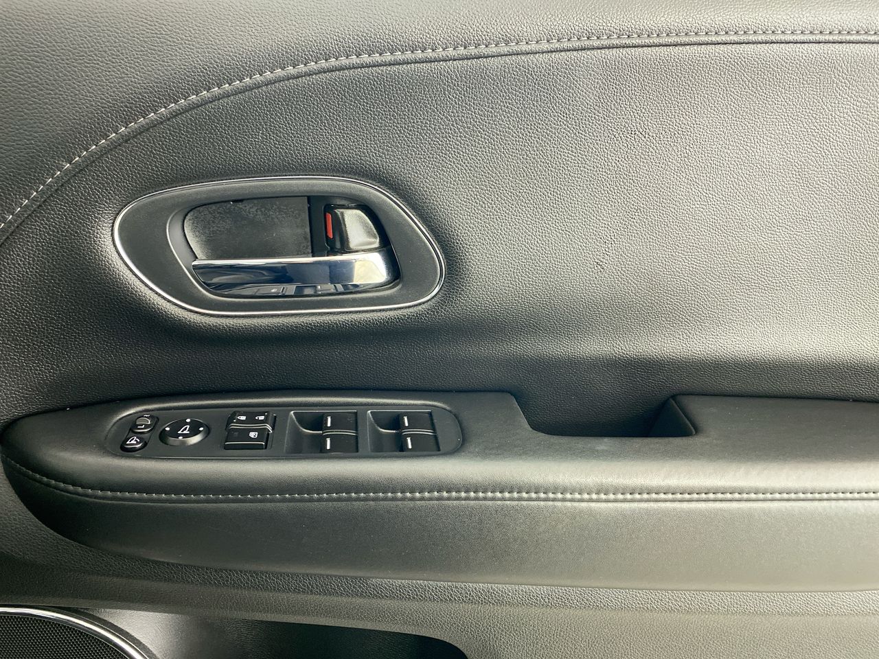 Used Honda HR-V 2017 for sale - 76461478: Photo 13