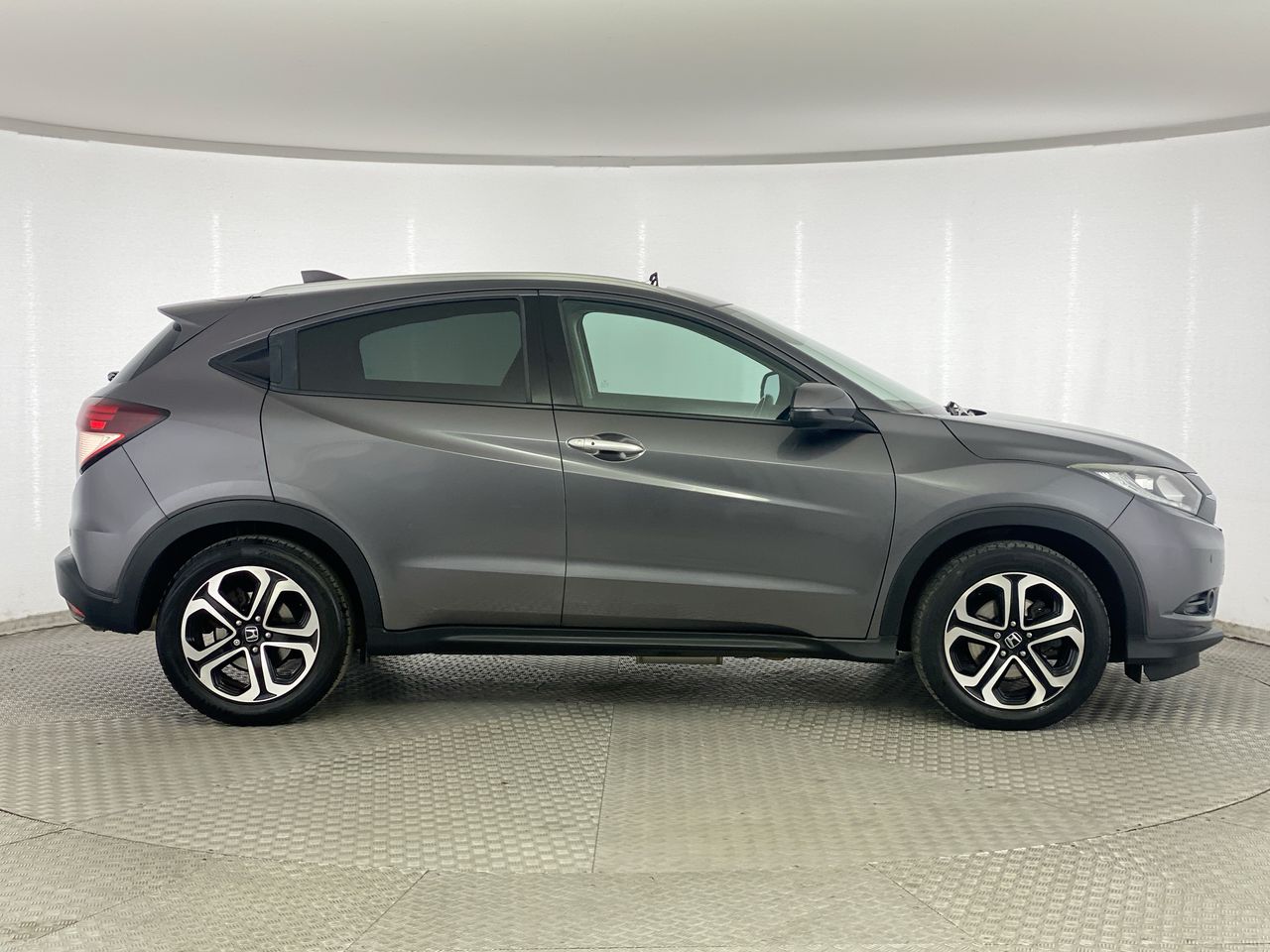 Used Honda HR-V 2017 for sale - 76461478: Photo 8
