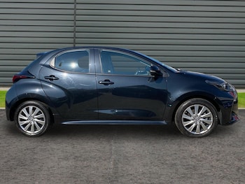 Used Toyota Yaris 2023 for sale - 77815221: Photo