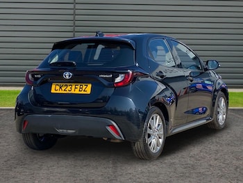 Used Toyota Yaris 2023 for sale - 77815221: Photo