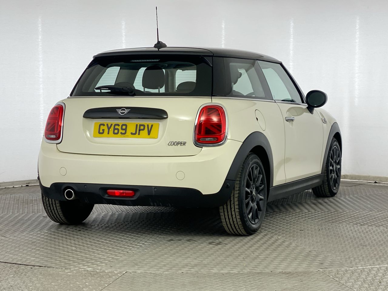 Used MINI Hatch 2019 for sale - 76461471: Photo 7