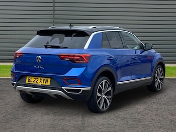 Used Volkswagen T-Roc 2022 for sale - 78012610: Photo