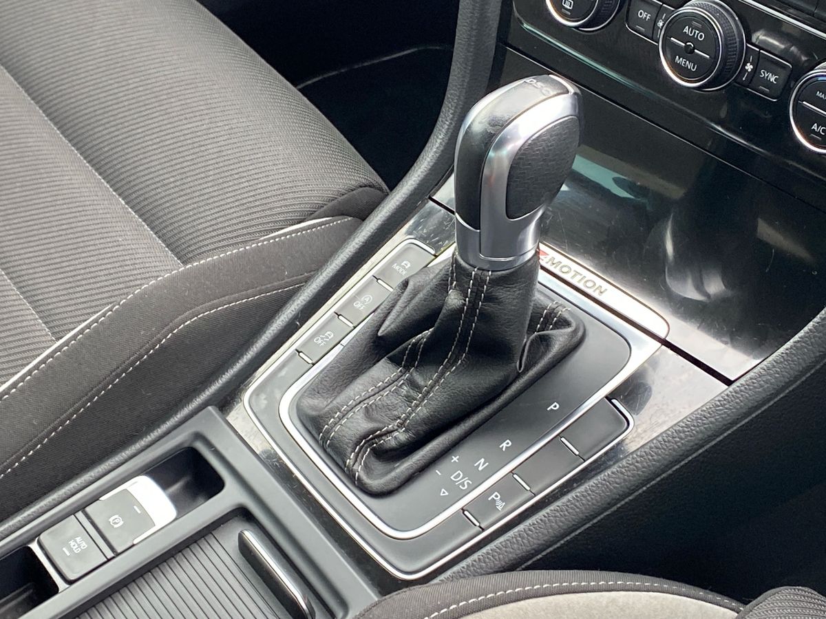 Used Volkswagen Golf 2016 for sale - 76612545: Photo 13