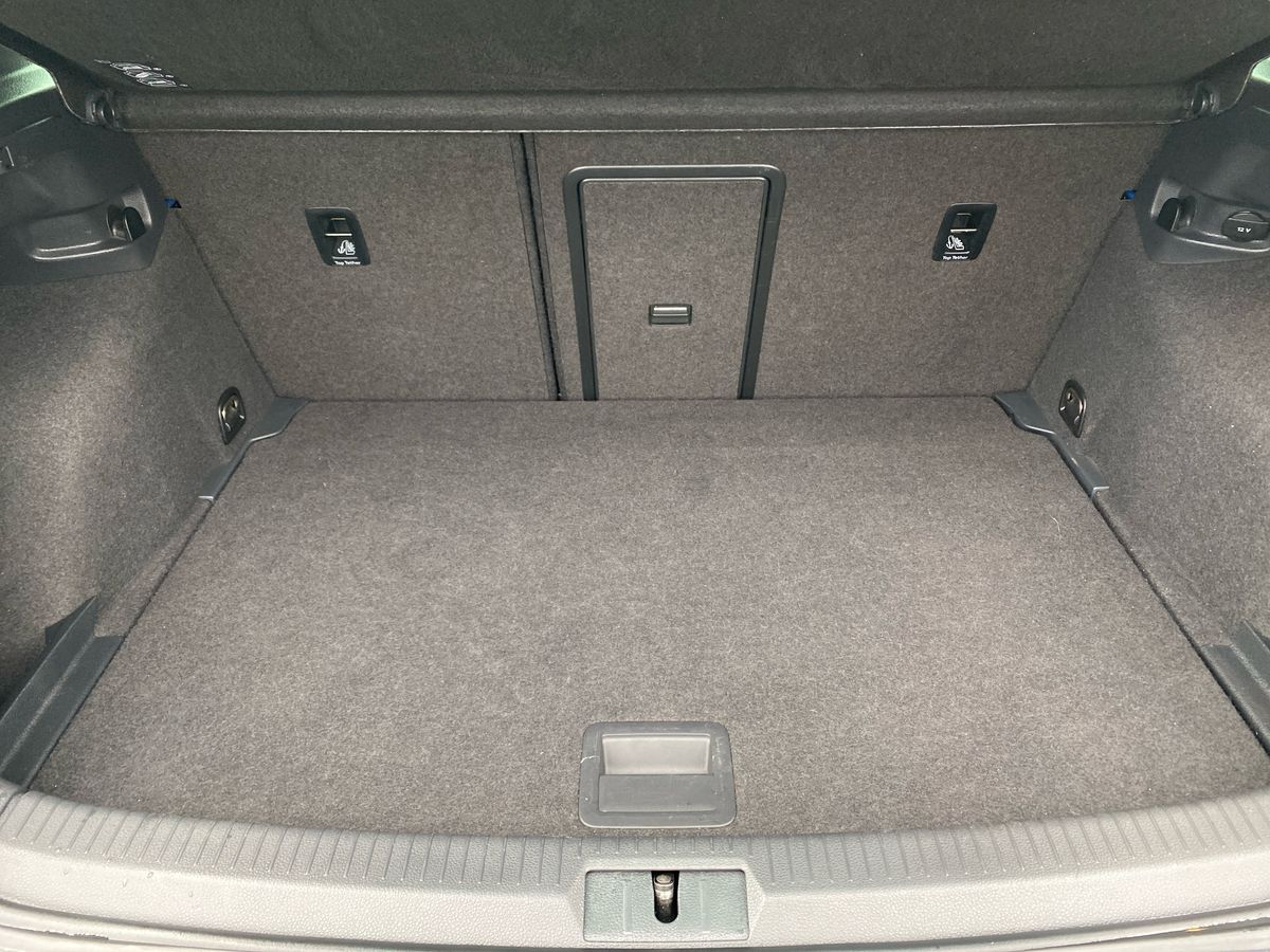 Used Volkswagen Golf 2016 for sale - 76612545: Photo 22