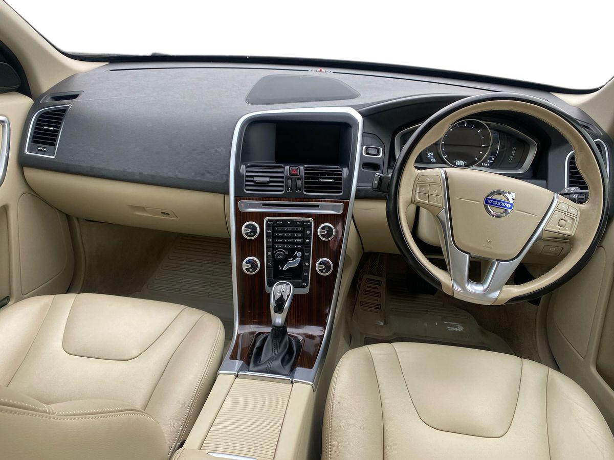 Used Volvo XC60 2015 for sale - 76932017: Photo 11