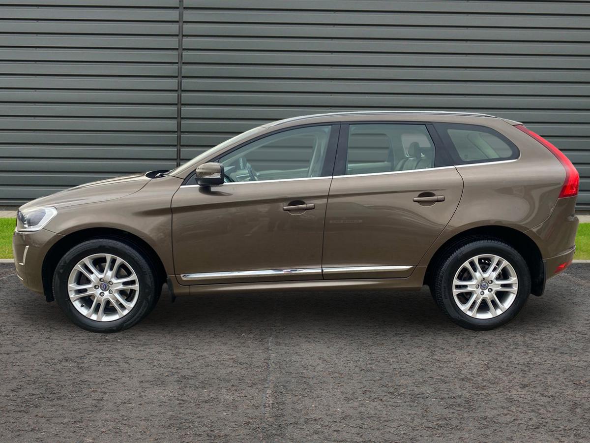 Used Volvo XC60 2015 for sale - 76932017: Photo 6