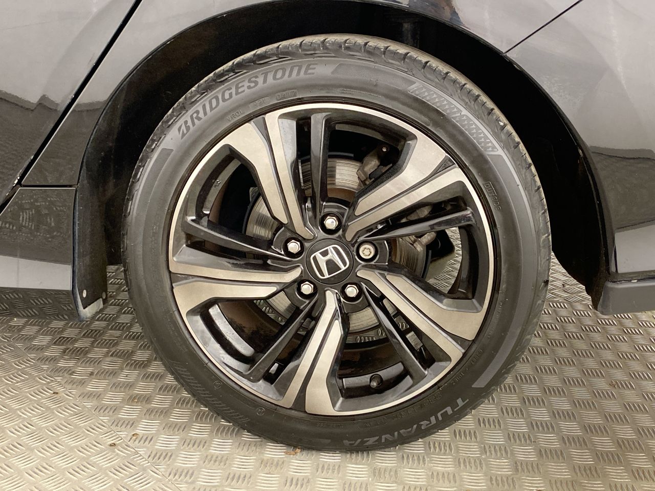 Used Honda Civic 2017 for sale - 76074411: Photo 12