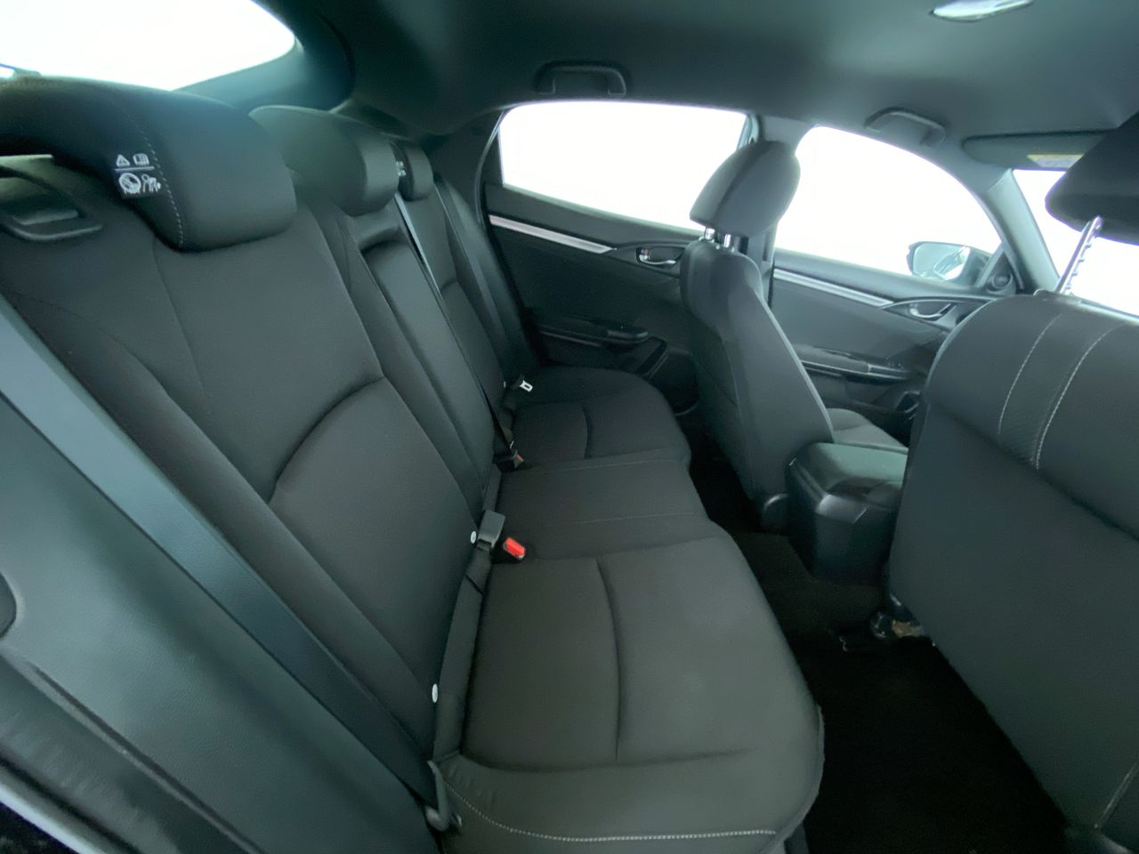 Used Honda Civic 2017 for sale - 76074411: Photo 26