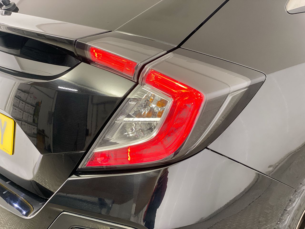 Used Honda Civic 2017 for sale - 76074411: Photo 38