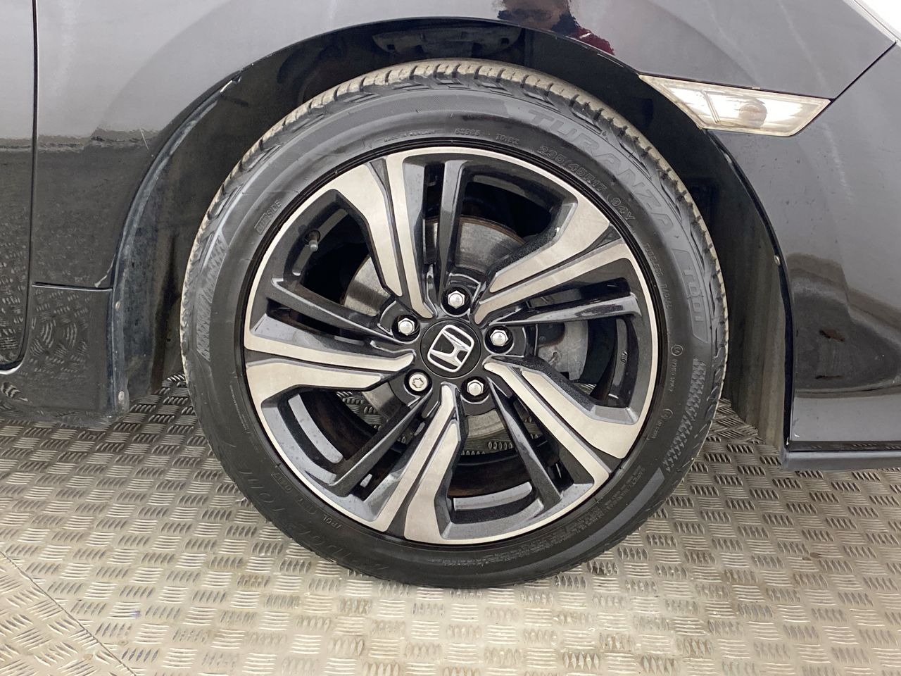 Used Honda Civic 2017 for sale - 76074411: Photo 9