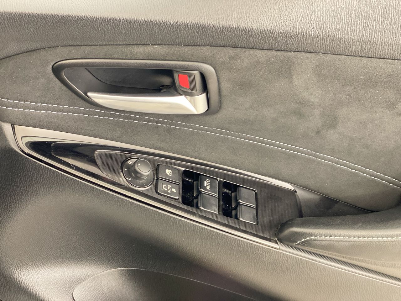 Used Mazda Mazda2 2022 for sale - 76461484: Photo 13