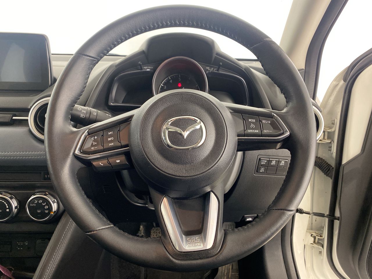 Used Mazda Mazda2 2022 for sale - 76461484: Photo 15