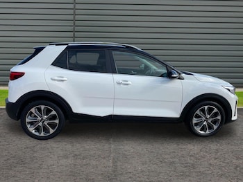Used Kia Stonic 2018 for sale - 78761477: Photo