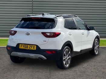 Used Kia Stonic 2018 for sale - 78761477: Photo