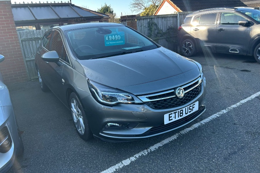Used Vauxhall Astra 2018 for sale - 77896706: Photo 1