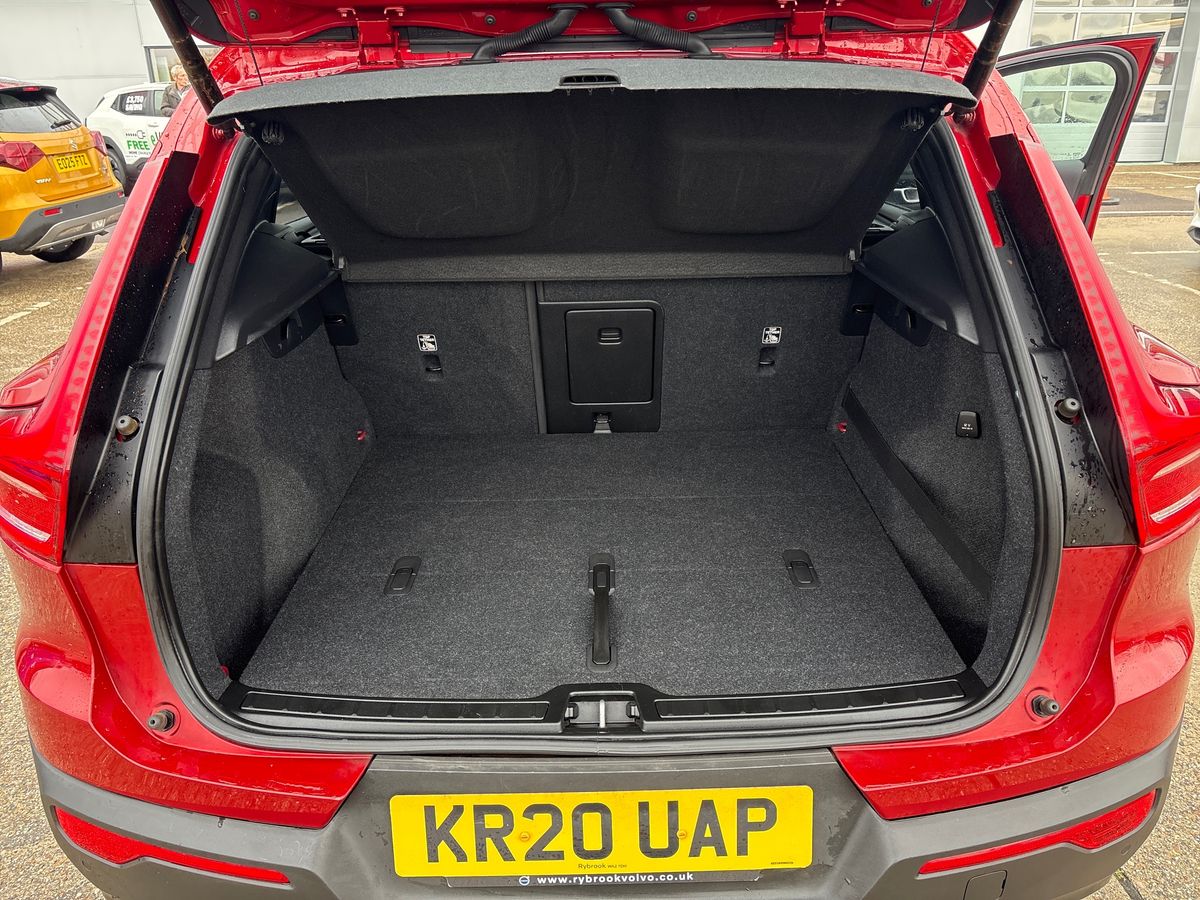 Used Volvo XC40 2020 for sale - 77298130: Photo 22