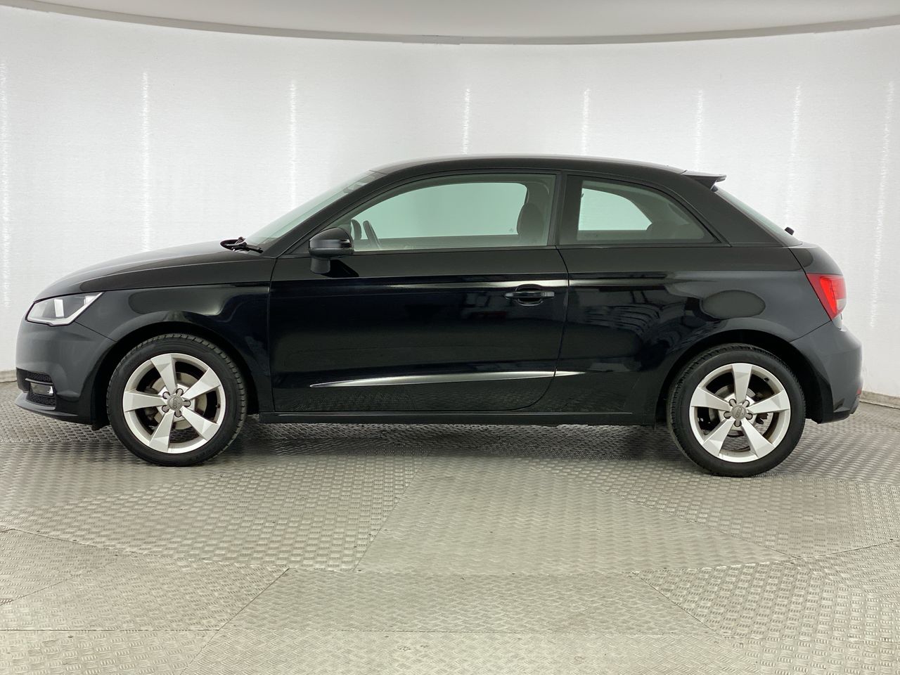 Used Audi A1 2018 for sale - 76461492: Photo 4