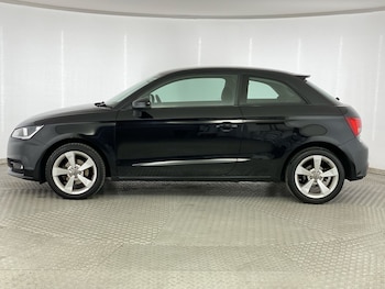 Used Audi A1 2018 for sale - 76461492: Photo