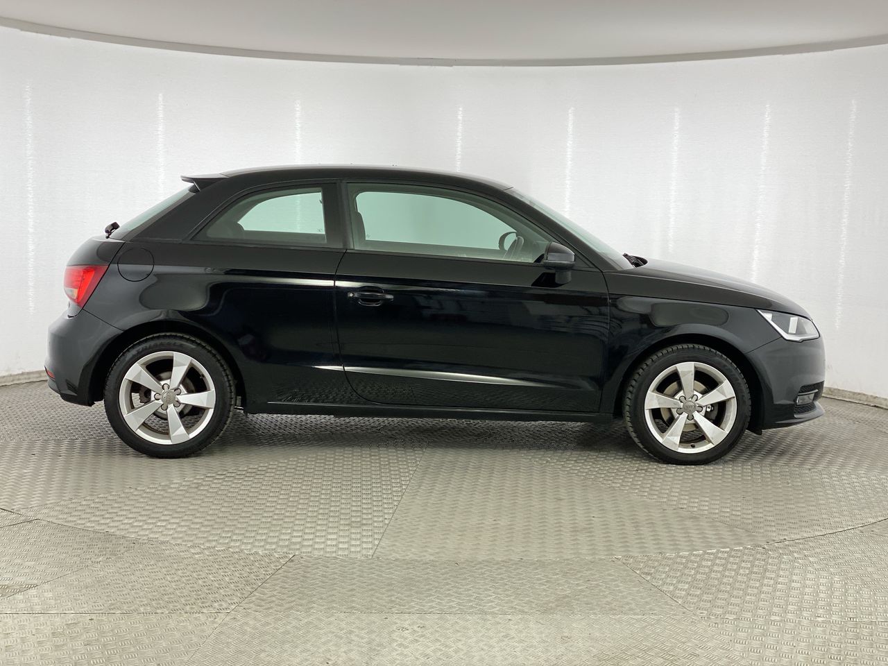 Used Audi A1 2018 for sale - 76461492: Photo 8