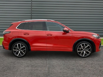 Used Volkswagen Tiguan 2024 for sale - 77998147: Photo