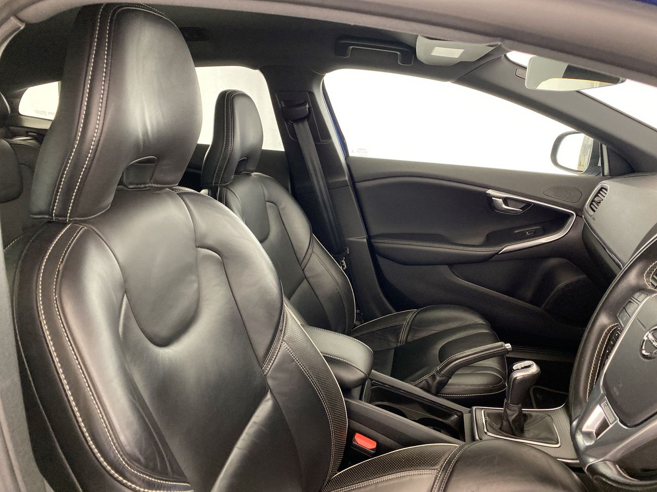 Used Volvo V40 2017 for sale - 75758959: Photo 14