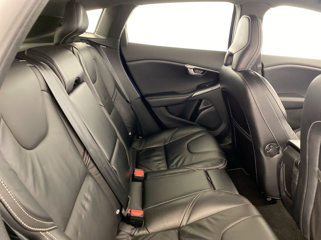 Used Volvo V40 2017 for sale - 75758959: Photo 21