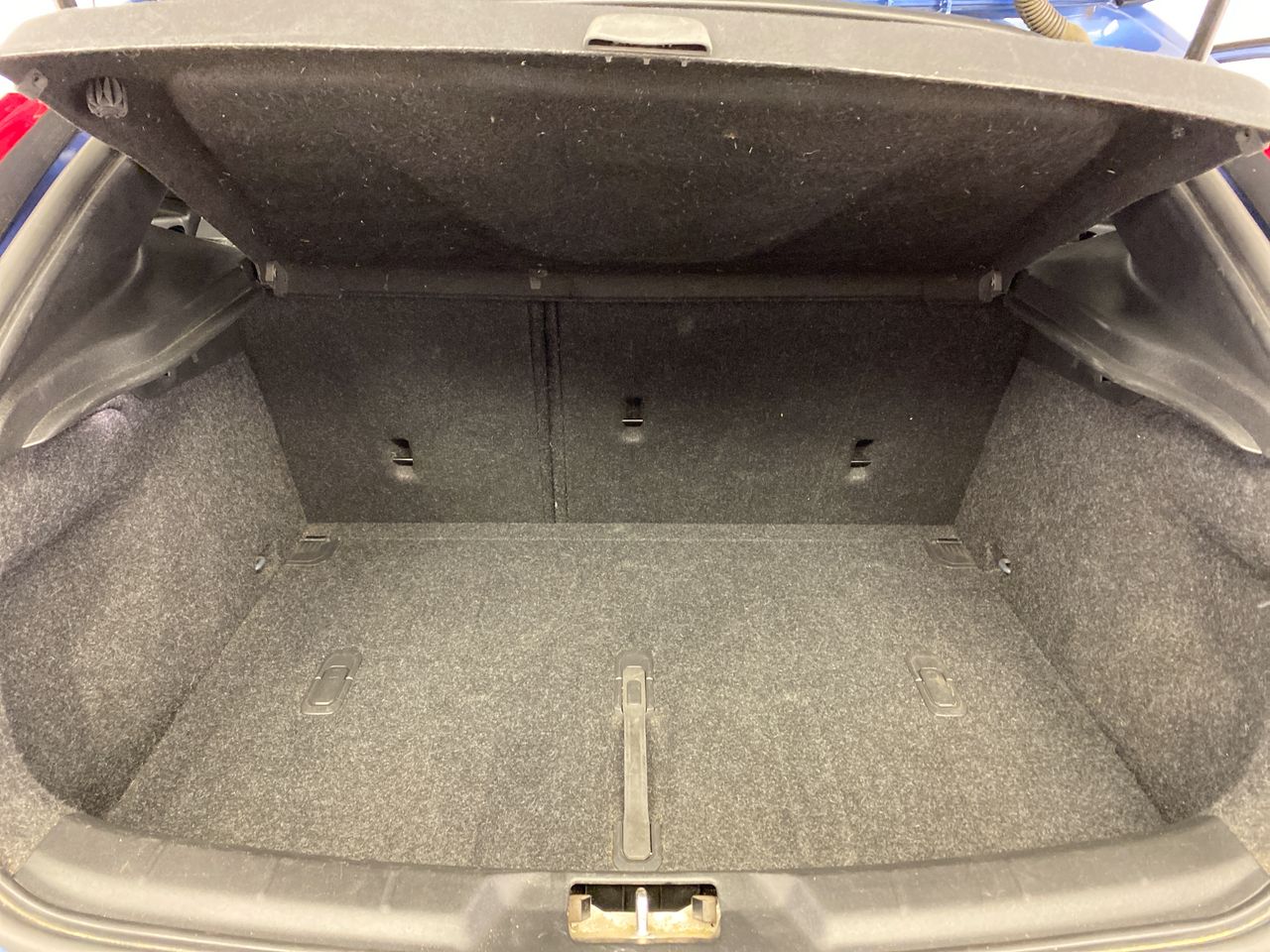 Used Volvo V40 2017 for sale - 75758959: Photo 22
